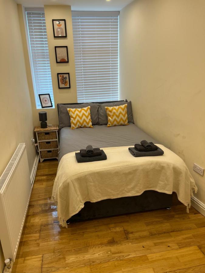 Spacious Ground Floor Suite Comfortably Sleeps Up To Eight Halifax Luaran gambar